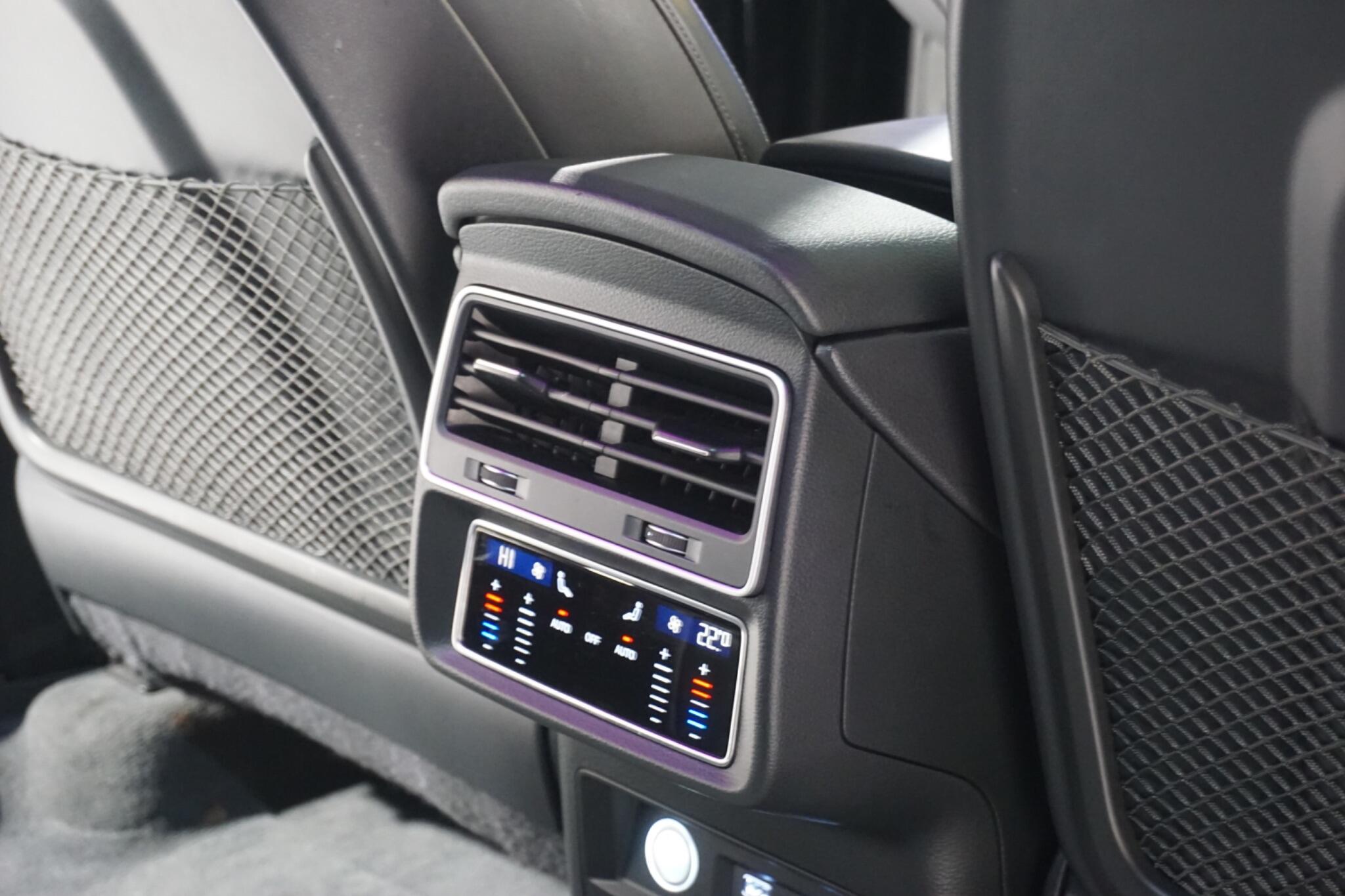 Audi Q8 3.0 TDI V6 50 S line SUV 5dr Diesel Tiptronic quattro Euro 6 (s/s) (286 ps)